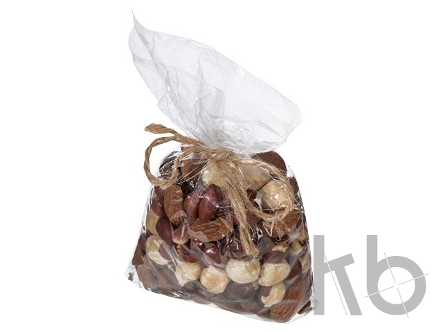 Смесь орехов из миндаля, арахиса, фундука