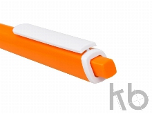 Ручка пластиковая трехгранная шариковая «Lateen»