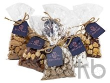 Фундук в кунжуте