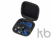 Набор «In motion» с наушниками и зарядным кабелем 3 в 1