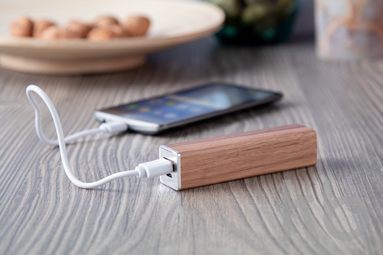 Портативное зарядное устройство, 2200 mAh