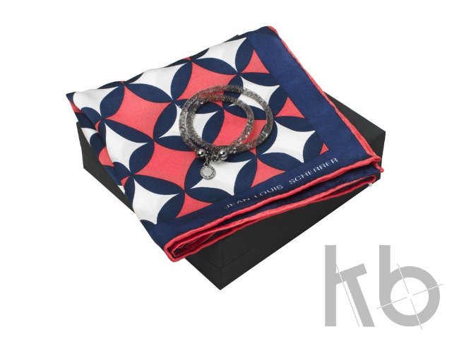 Набор: шелковый платок, браслет