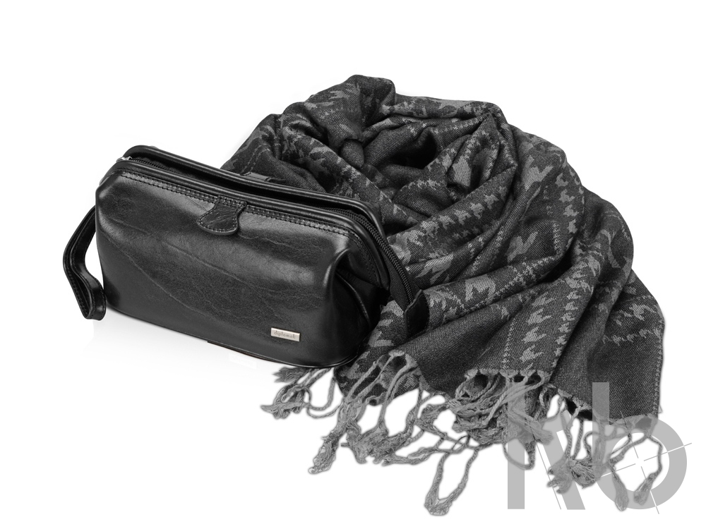 Набор: несессер, шарф