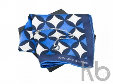 Набор: шелковый платок, колье