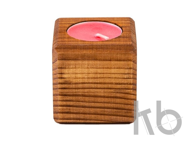 Свеча в декоративном подсвечнике «Вишня»