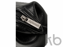 Набор: несессер, шарф