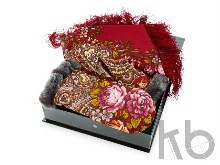 Подарочный набор: Павлопосадский платок, рукавицы