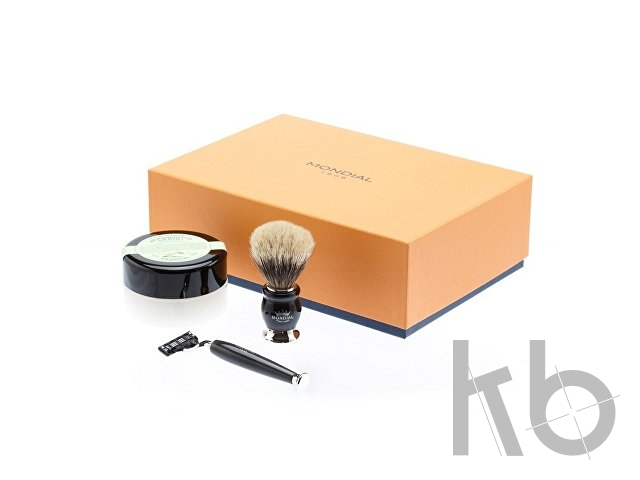 Бритвенный набор: станок MACH3, помазок, крем для бритья Bergamotto