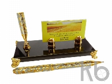 Подставка под визитки с шариковой ручкой