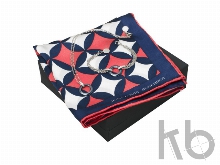 Набор: шелковый платок, браслет, колье