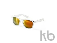 Очки солнцезащитные