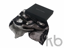 Набор: брелок, шелковый платок, браслет