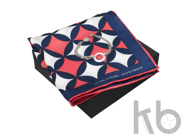 Набор: шелковый платок, браслет