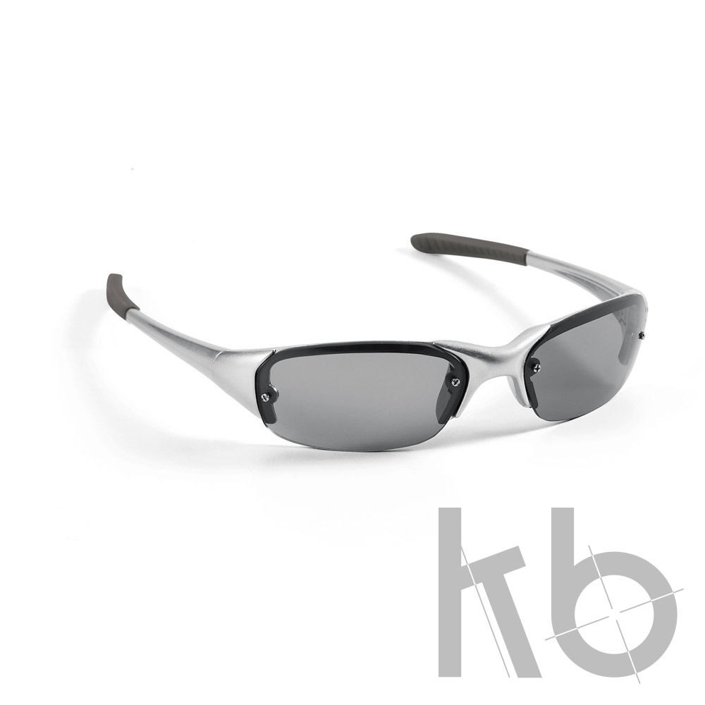 Очки солнцезащитные