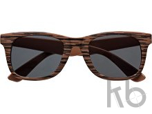 Sunglasses with wood effect