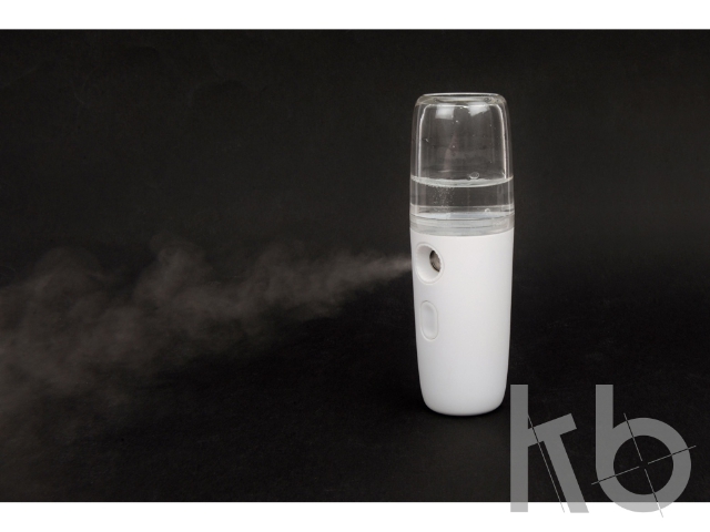 Портативный увлажнитель для лица «Refresh»