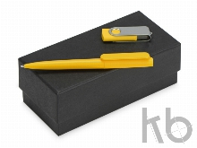 Подарочный набор Qumbo с ручкой и флешкой