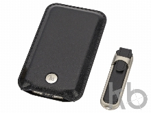 Набор: портативное зарядное устройство, флеш-карта на 8 Гб