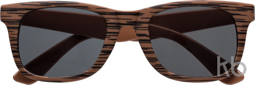 Sunglasses with wood effect