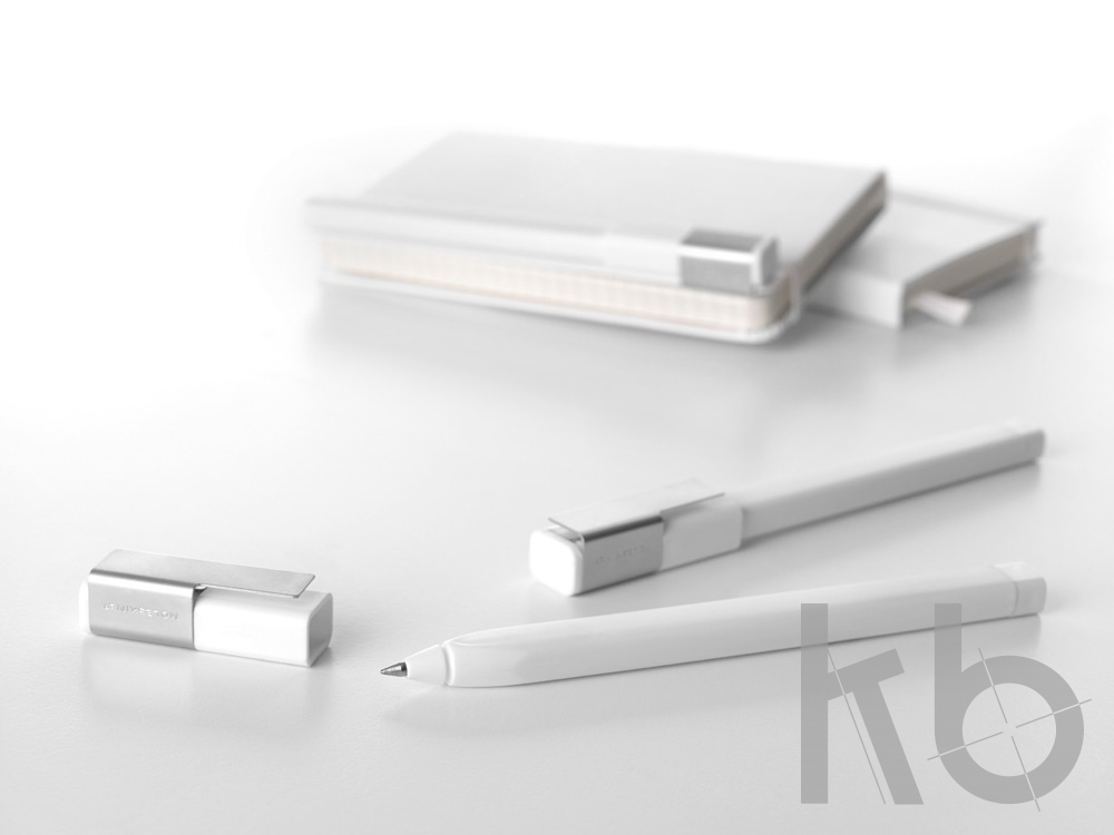 Ручка пластиковая роллер «Plus» 0,7мм