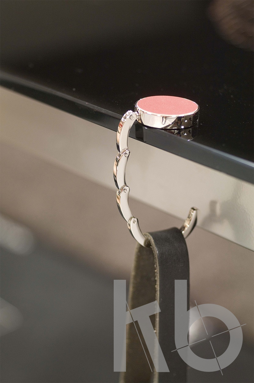 Крючок для сумки