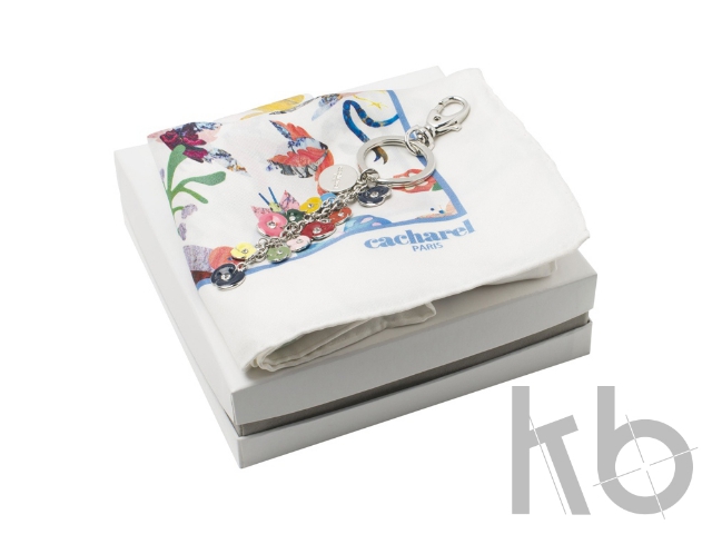 Подарочный набор: шелковый платок, брелок