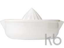 Plastic citrus squeezer