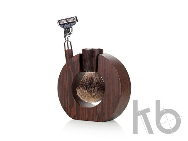 Бритвенный набор: станок, помазок, подставка