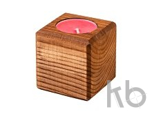 Свеча в декоративном подсвечнике «Вишня»