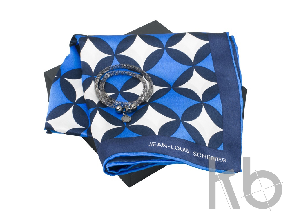 Набор: шелковый платок, браслет