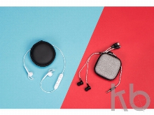 Набор «In motion» с наушниками и зарядным кабелем 3 в 1