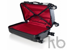 Чемодан на роликах